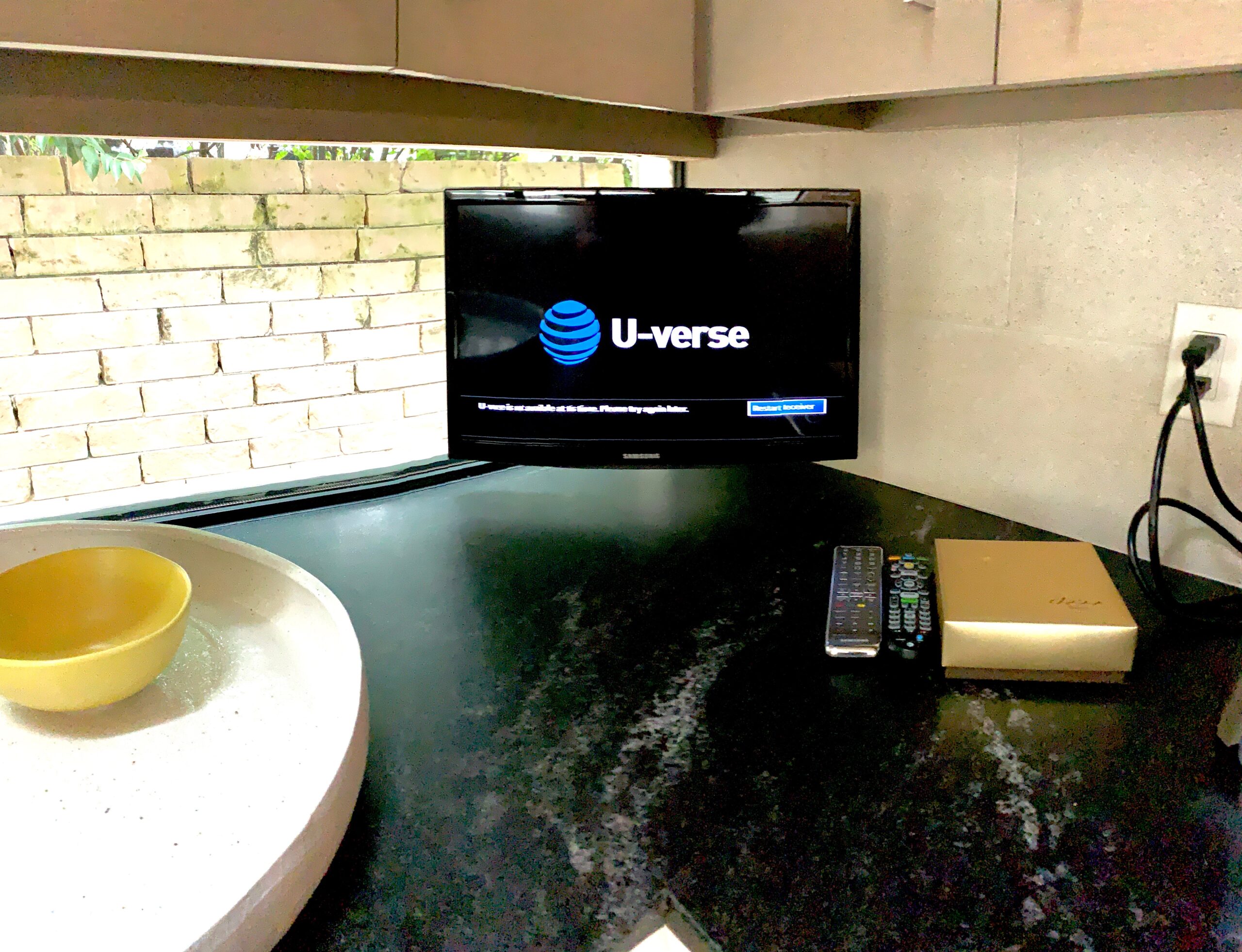 Kitchen Smart TV home automation